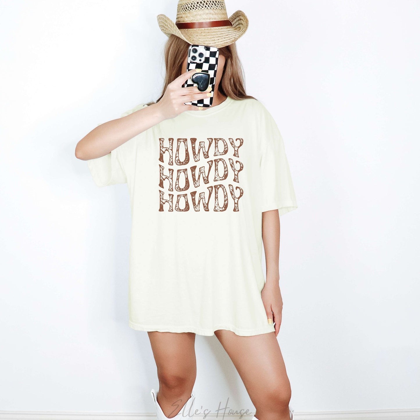 Howdy Western Graphic Tee